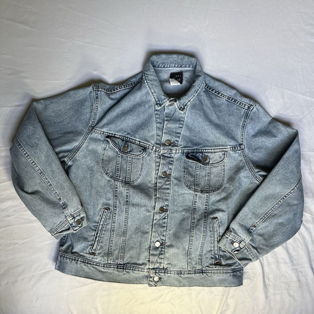 VTG Lee Riveted Denim Trucker Jacket XL USA Made Blue Y2K Boxy Distressed Holes